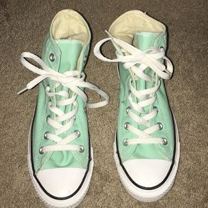 High Top Converse Sneakers authentic